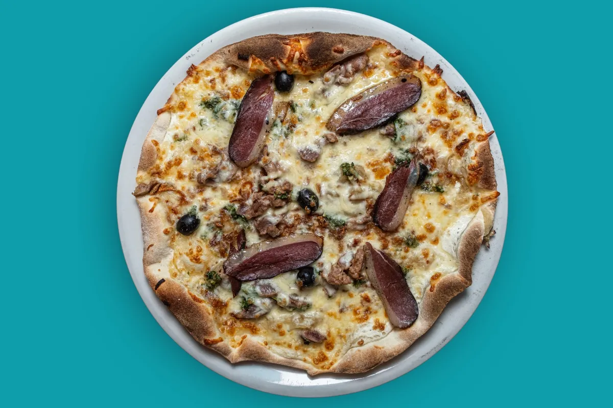 Pizza Gersoise, pâte fine, Chez Magda